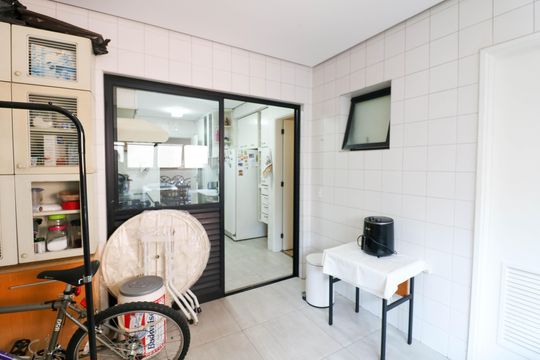 Venda de apartamento com 4 quartos, churrasqueira e piscina no condomínio. — foto 21