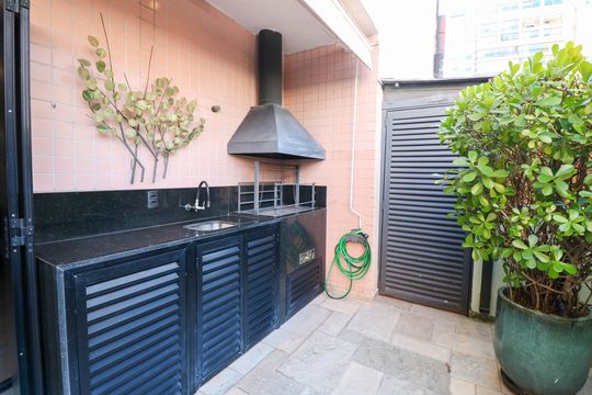 Venda de apartamento com 4 quartos, churrasqueira e piscina no condomínio. — foto 61