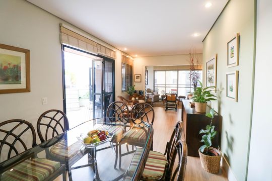 Venda de apartamento com 4 quartos, churrasqueira e piscina no condomínio. — foto 13