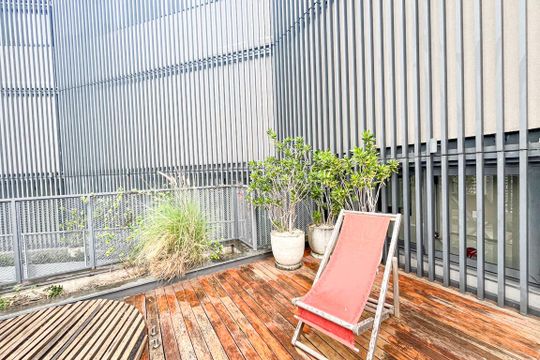 Comprar apartamento mobiliado com 2 quartos e academia no condomínio. — Terraço