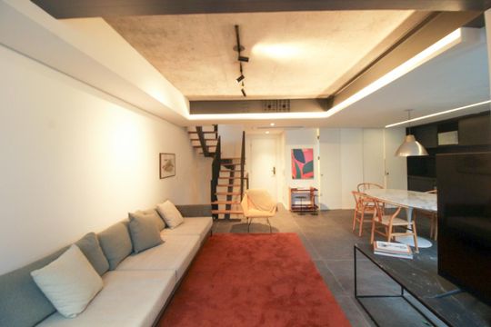 Comprar apartamento mobiliado com 1 quarto. — Sala