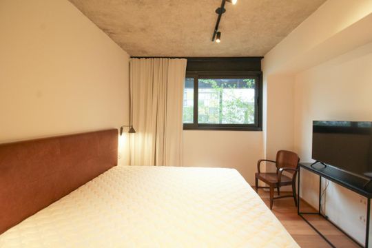 Comprar apartamento mobiliado com 1 quarto. — Quarto Suíte
