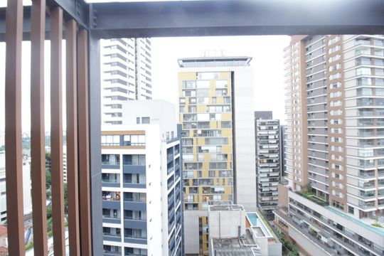 Comprar apartamento mobiliado com 1 quarto. — Vista da Sacada