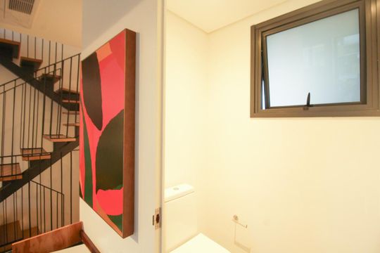 Comprar apartamento mobiliado com 1 quarto. — Lavabo