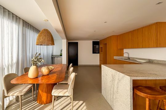 Compra apartamento com 2 quartos, aceita animais. — Sala de Jantar
