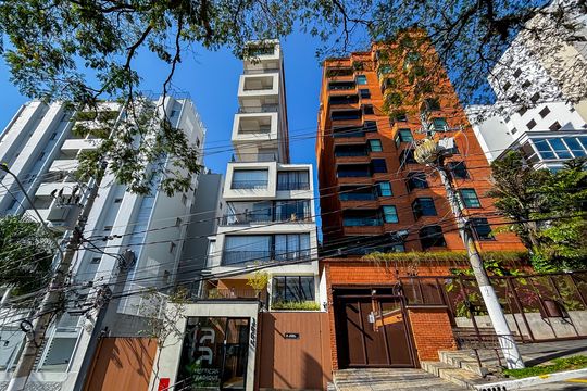 Compra apartamento com 2 quartos, aceita animais. — Fachada