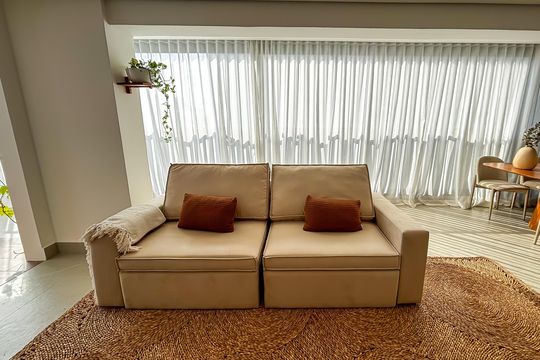 Compra apartamento com 2 quartos, aceita animais. — Sala
