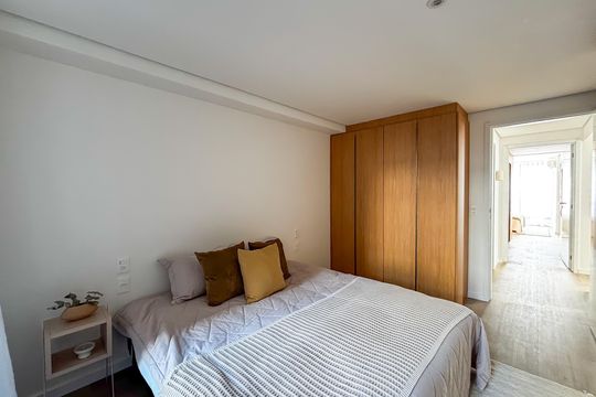 Compra apartamento com 2 quartos, aceita animais. — Suíte