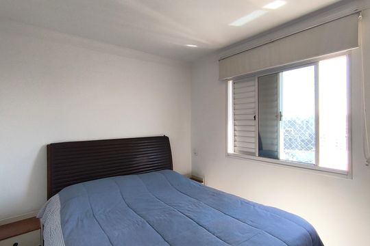 Compra este apartamento com 4 quartos e churrasqueira no condomínio. Animais de estimação permitidos. — Suíte