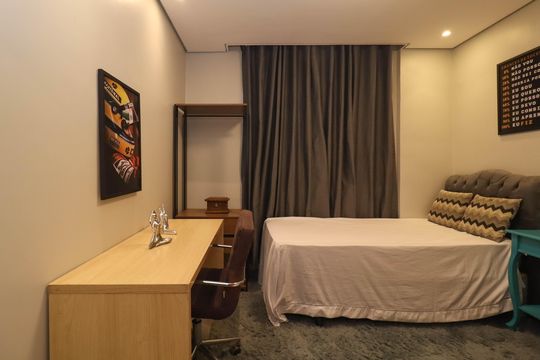 Compra apartamento em Cerqueira César com 3 quartos. — Quarto