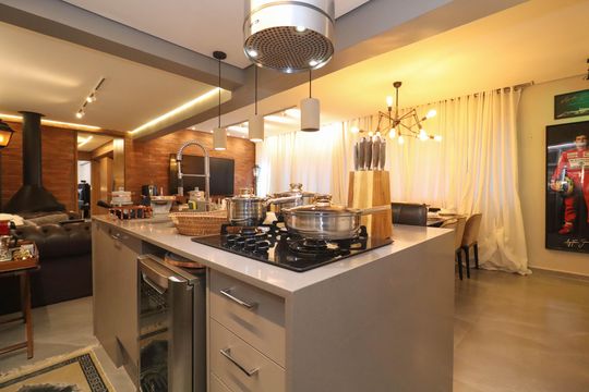 Compra apartamento em Cerqueira César com 3 quartos. — Sala/Cozinha