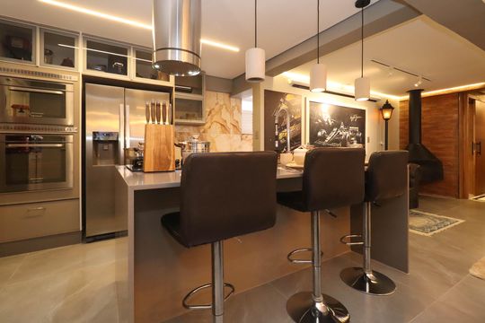 Compra apartamento em Cerqueira César com 3 quartos. — Sala/Cozinha
