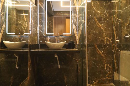 Compra apartamento em Cerqueira César com 3 quartos. — Banheiro
