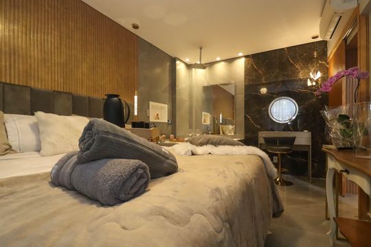 Compra apartamento em Cerqueira César com 3 quartos. — Suíte 1