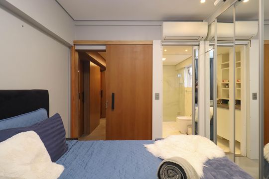 Compra apartamento em Cerqueira César com 3 quartos. — Suíte 2