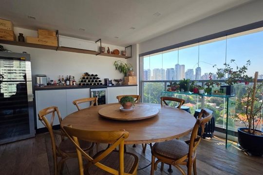 Apartamento mobiliado com 3 suítes, piscina e academia no condomínio. Ideal para comprar. — foto 13