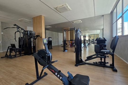Apartamento mobiliado com 3 suítes, piscina e academia no condomínio. Ideal para comprar. — foto 37