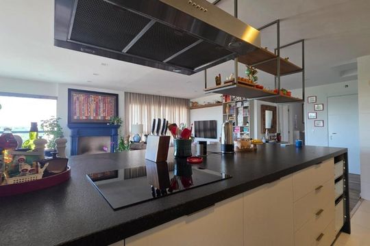 Apartamento mobiliado com 3 suítes, piscina e academia no condomínio. Ideal para comprar. — foto 32