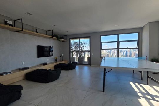 Apartamento mobiliado com 3 suítes, piscina e academia no condomínio. Ideal para comprar. — foto 9