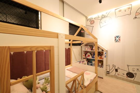 Apartamento mobiliado com 3 quartos, varanda, academia e piscina no condomínio. Ideal para compra. — Quarto 2