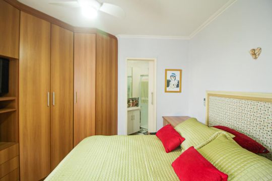 Venda de apartamento mobiliado na Vila Leopoldina com 2 quartos e piscina no condomínio. — Quarto Suíte