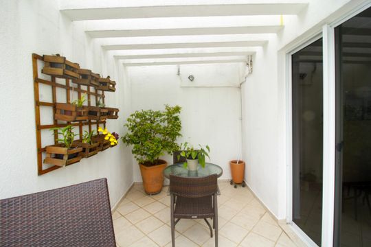 Venda de apartamento mobiliado na Vila Leopoldina com 2 quartos e piscina no condomínio. — Área externa