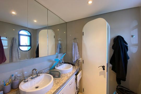 Venda de apartamento em Higienópolis com 3 quartos, varanda e piscina no condomínio. — foto 28