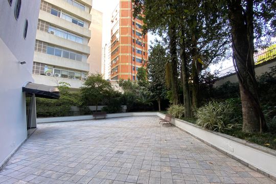 Venda de apartamento em Higienópolis com 3 quartos, varanda e piscina no condomínio. — foto 53