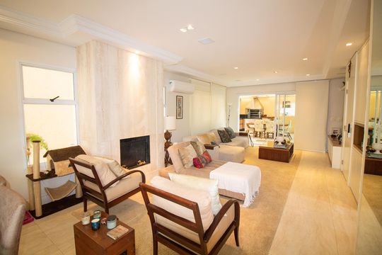 Venda de casa em condomínio no Brooklin com 4 quartos, quintal e varanda gourmet. — foto 1