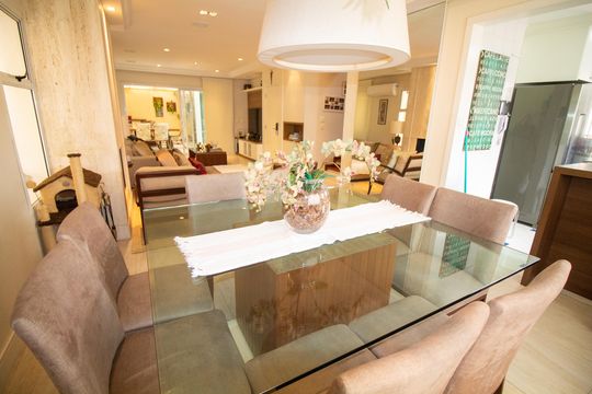 Venda de casa em condomínio no Brooklin com 4 quartos, quintal e varanda gourmet. — Sala de Jantar