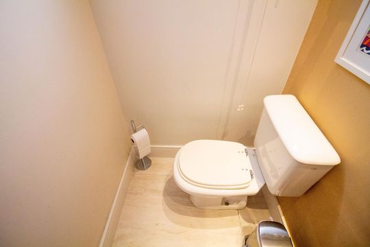 Venda de casa em condomínio no Brooklin com 4 quartos, quintal e varanda gourmet. — Lavabo