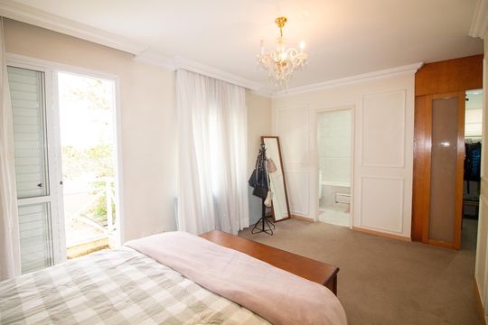 Venda de casa em condomínio no Brooklin com 4 quartos, quintal e varanda gourmet. — Suíte 3