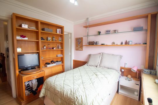 Venda de casa em condomínio no Brooklin com 4 quartos, quintal e varanda gourmet. — Suíte 1