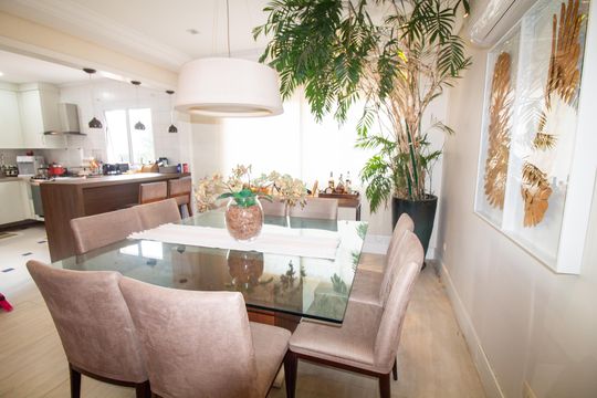 Venda de casa em condomínio no Brooklin com 4 quartos, quintal e varanda gourmet. — Sala de Jantar