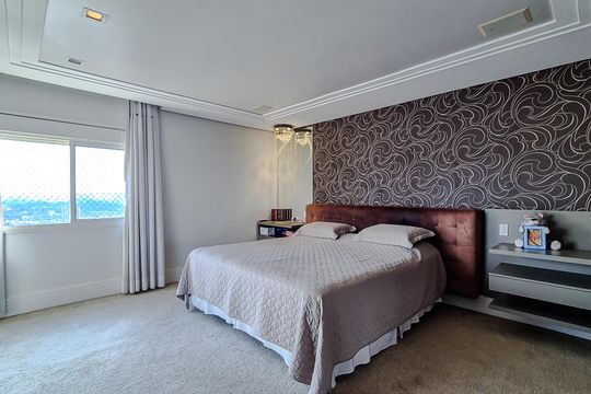 Comprar apartamento mobiliado na Lapa: 4 quartos, 3 suítes. — Quarto 1 - Suíte
