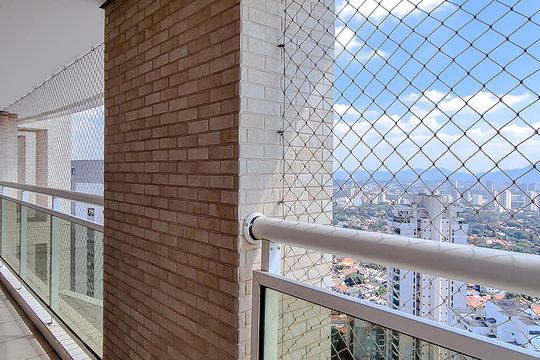 Comprar apartamento mobiliado na Lapa: 4 quartos, 3 suítes. — Quarto 2 - Varanda
