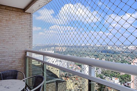 Comprar apartamento mobiliado na Lapa: 4 quartos, 3 suítes. — Quarto 1 - Varanda