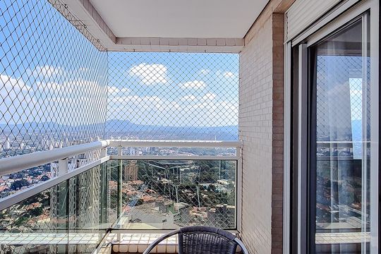 Comprar apartamento mobiliado na Lapa: 4 quartos, 3 suítes. — Quarto 1 - Varanda