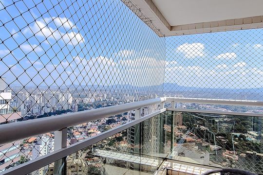 Comprar apartamento mobiliado na Lapa: 4 quartos, 3 suítes. — Quarto 1 - Varanda