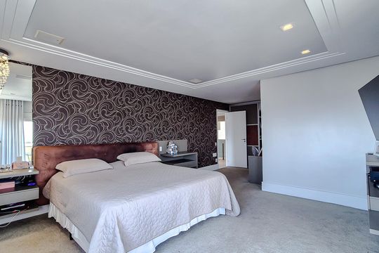 Comprar apartamento mobiliado na Lapa: 4 quartos, 3 suítes. — Quarto 1 - Suíte