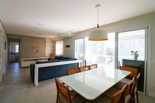 Comprar apartamento no Jardim das Acacias com 3 suítes, closet e piscina no condomínio. — foto 1