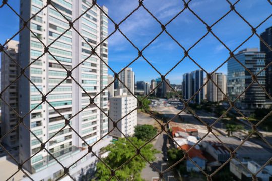 Comprar apartamento no Jardim das Acacias com 3 suítes, closet e piscina no condomínio. — Suíte 2