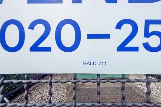 Comprar apartamento mobiliado em Pinheiros com 3 quartos, varanda e piscina no condomínio. — Placa Instalada dia 14/04/26 Cod_BALD-711