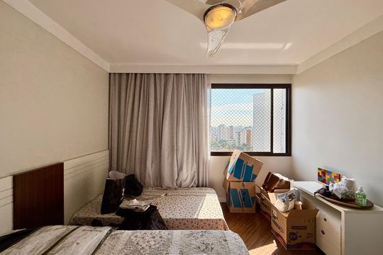 Apartamento à venda em Campo Belo com 5 quartos. — Quarto 2