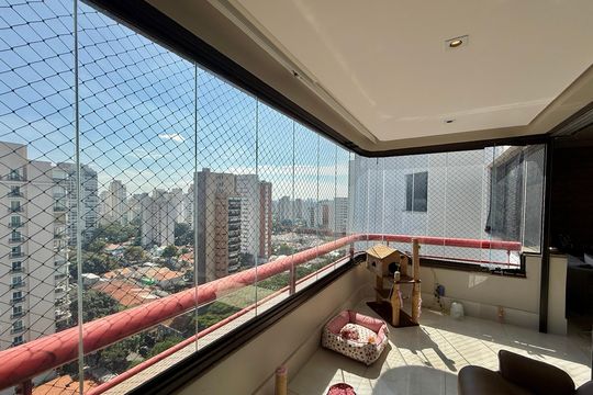 Apartamento à venda em Campo Belo com 5 quartos. — Sacada 