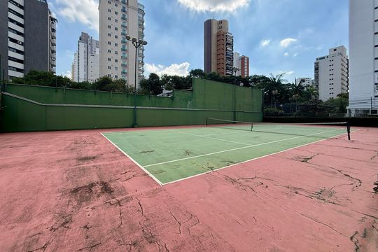 Apartamento à venda em Campo Belo com 5 quartos. — Quadra