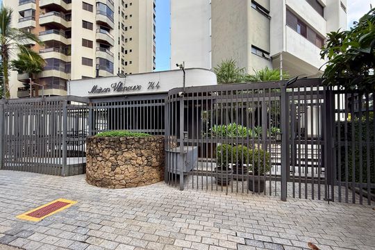 Apartamento à venda em Campo Belo com 5 quartos. — Fachada 