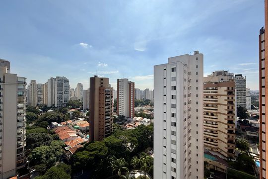 Apartamento à venda em Campo Belo com 5 quartos. — Vista Quarto 