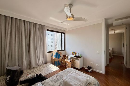 Apartamento à venda em Campo Belo com 5 quartos. — Quarto 2