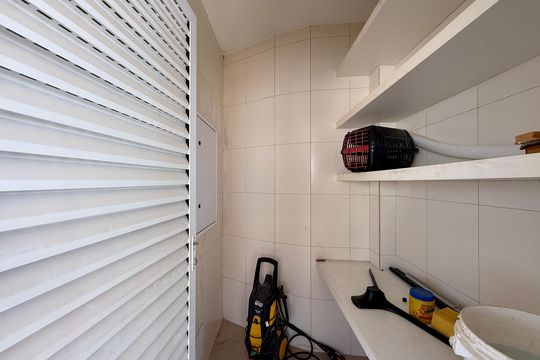 Apartamento à venda em Campo Belo com 5 quartos. — Depósito 
